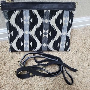 Campomaggi Chenille Kilm Fabric Crossbody Handbag Black Multi
